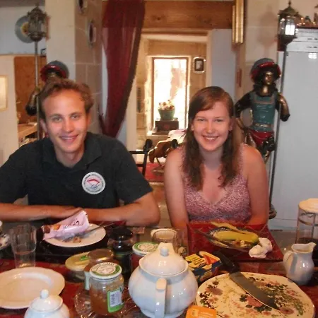 Knights In Malta فندق مبيت وإفطار ناسار