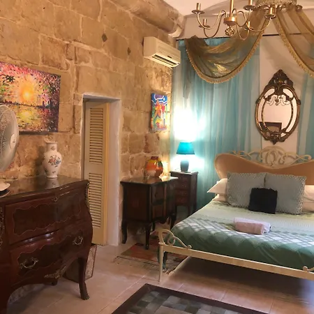 ベッド・アンド・ブレックファスト Knights In Malta ナッシャー