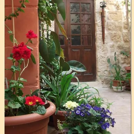 Knights In Malta Bed & Breakfast